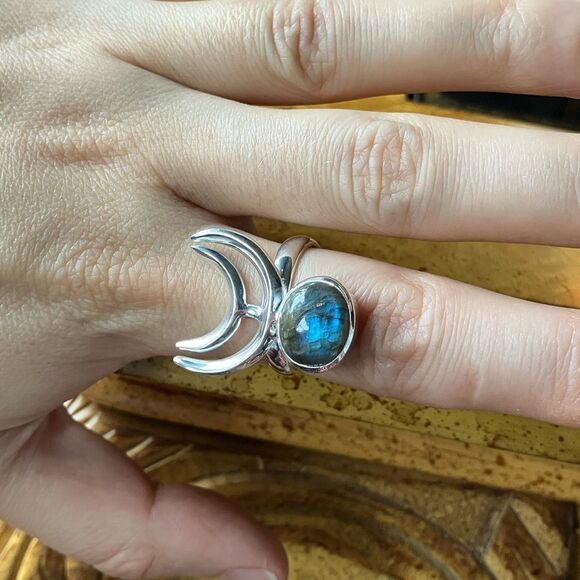 Natural Labradorite Sterling Silver Moon Motif Ring Size 8 - Picture 4 of 9